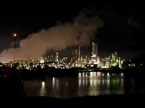 四日市の工場夜景