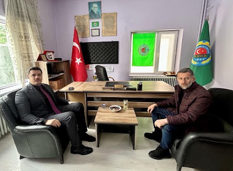 Kaymakam Turan, Güven tazeleyen Başkan Öztürk'ü ziyaret etti.