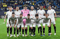 SEVILLA F. C. Temporada 2021-22. Rakitic, Joan Jordán, Bono, Gudelj, Fernando, Diego Carlos. Lucas Ocampos, Papu Gómez, Iván Romero, Marcos Acuña, Augustinsson.  CÁDIZ C. F. 0 SEVILLA F. C. 1 Lunes 03/01/2022, 21:15 horas. Campeonato de Liga de 1ª División, jornada 19. Cádiz, estadio Nuevo Mirandilla