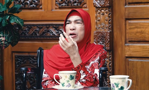 Dorce Gamalama Ngaku Belum Cukup Meski Dapat Bantuan Ratusan Juta Dari Jokowi Dan Megawati