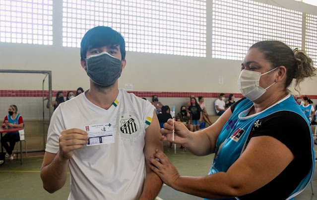 Mais de 148 mil adolescentes ainda não tomaram a primeira dose da vacina contra Covid-19 na Paraíba