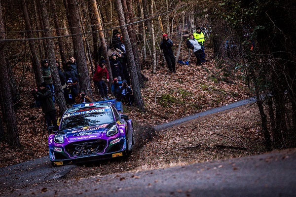 WRC 2022: Sebastien Loeb se mantiene al frente contra Ogier en Montecarlo en el día 2