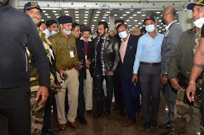 Salman, Shilpa Shetty and Anil Kapoor arrive in Jaipur to attend the wedding of Praful Patel's son