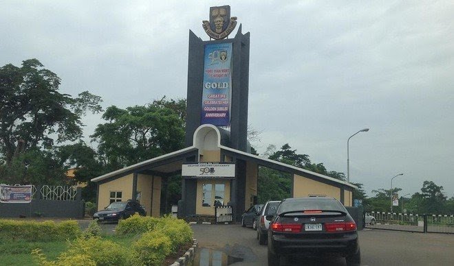 Suspected Thugs Attack OAU Vice-Chancellor, PRO, Others