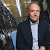 Tim Berners-Lee Sang Penemu WWW