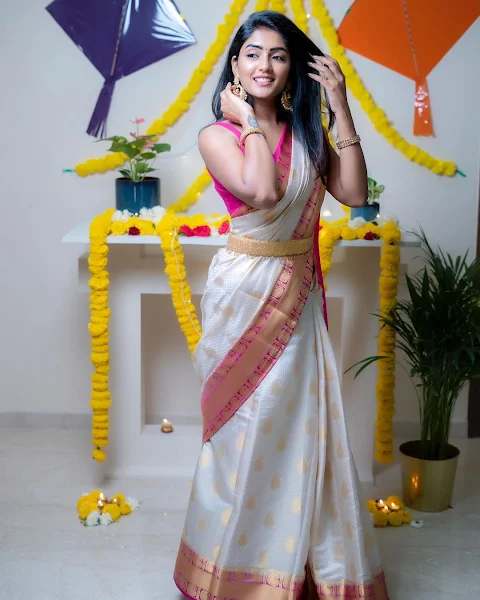 Stunning actress eesha rebba new photoshoot 2022