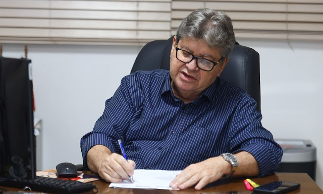 João Azevêdo autoriza obras de implantação do acesso ao Parque Pedra da Boca, em Araruna, e restauração da PB-073