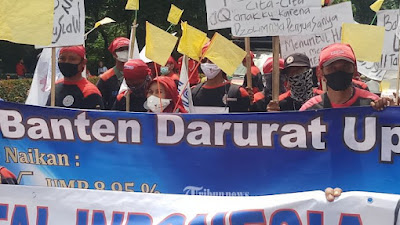 Tiga Daerah di Banten Ini Tak Ada Kenaikan Upah Minimum Pada Tahun 2022