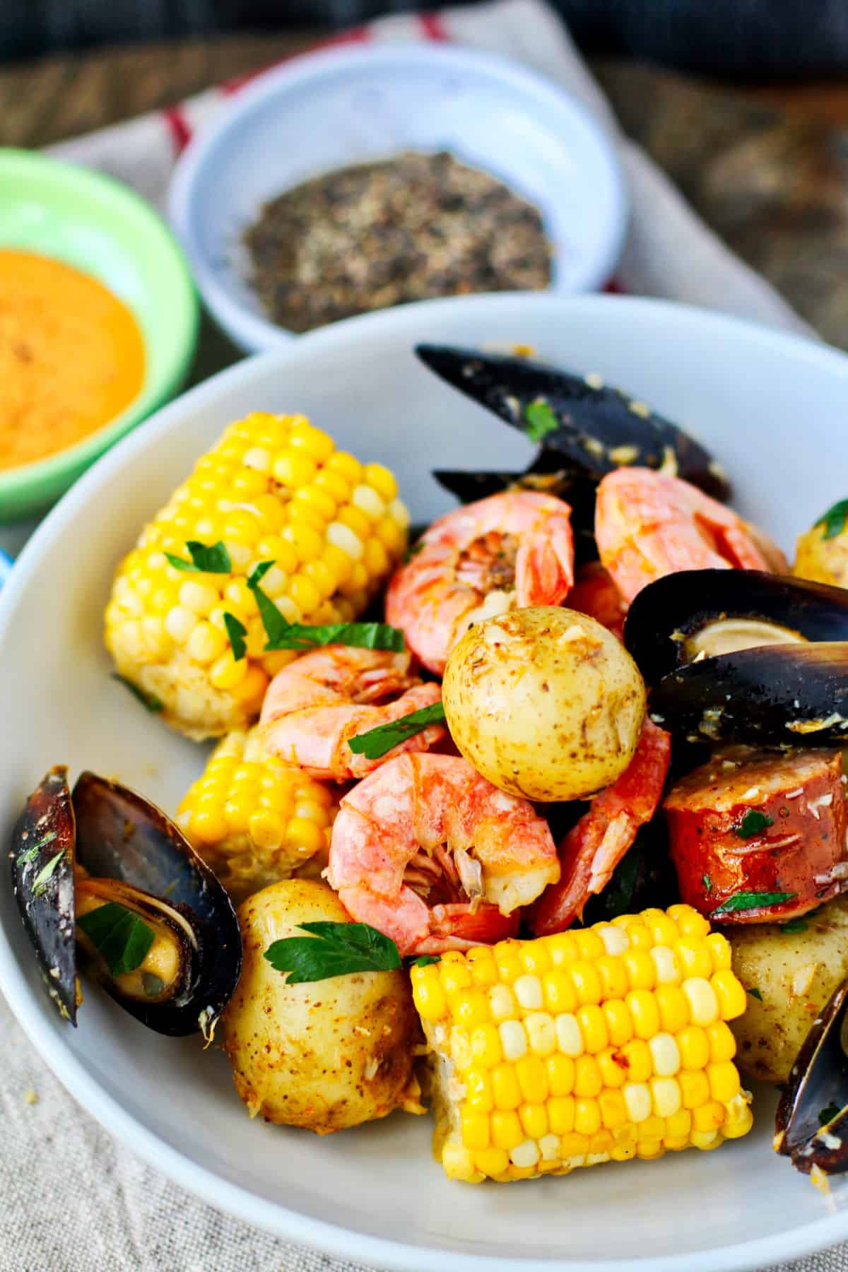 Viet-Cajun Seafood Boil in a bowl