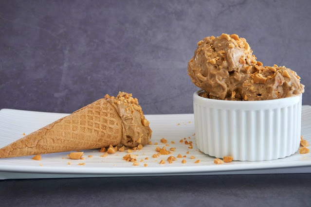 Low-Carb Peanut Butter Chocolate Ice Cream Recipe
