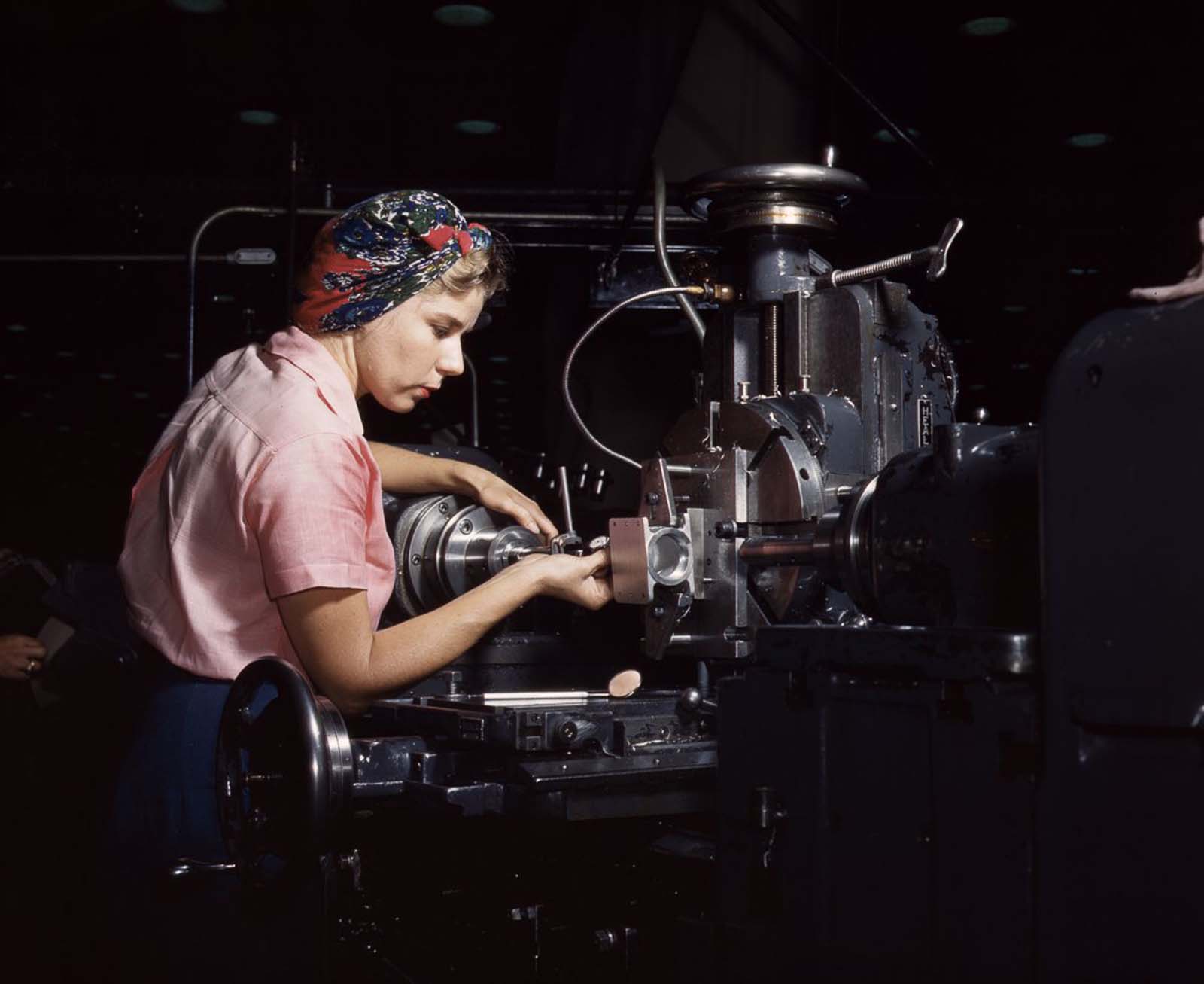 women workers photos usa world war two