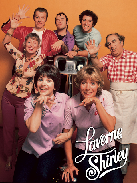 Laverne & Shirley full cast photo.