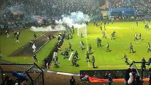 Tragedi Sepak Bola 127 Orang Tewas, di Stadion Kanjuruhan Malang 