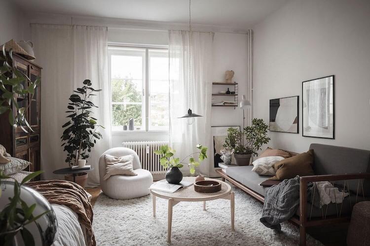 A Small, Cosy Swedish Pad with Warm Tones