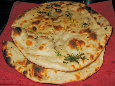 कुलचा रेसिपी - Kulcha Recipe In Hindi