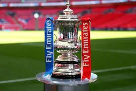 Find out the results of the FA Cup quarter-final draw  Chelsea will visit Middlesbrough in the FA Cup quarter-finals, to meet the European champions with their second-tier rival, who beat Manchester United and Tottenham to reach this role.  Liverpool will meet away from home with the winner of the fifth round clash on Monday between Nottingham Forest and Huddersfield Town, as they seek to add the FA Cup title to the League Cup they won last Sunday.  Southampton hosts rival Manchester City, and the winner of Thursday's match between Everton and Boreham Wood of the fifth division will visit Crystal Palace.  The quarter-final matches will take place between March 18 and 21.  Here is the quarter-final draw:  Crystal Palace vs Everton or Boreham Wood.  Nottingham Forest or Huddersfield Town vs Liverpool.  Middlesbrough against Chelsea.  Southampton vs Manchester City.