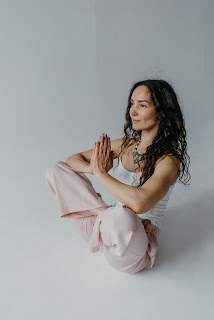Yoga For Complete Beginners 20 Minute Home Yoga Workout