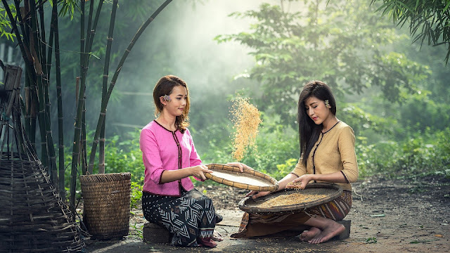 Mujeres trabajando