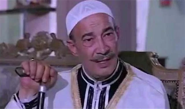 قاضي عبد الحليم وأدخل زوجتة الإسلام ظل يخدمها وهي قعيدة 30 عاما ورحل حزنا عليها أسرار من حياة الفنان صلاح نظمي