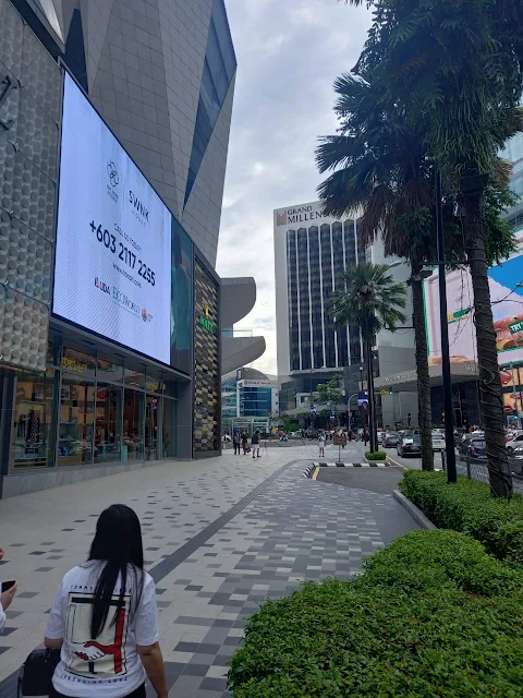 Pavilion Digital Billboard, Pavilion LED Billboard, Pavilion Digital Screen, Pavilion LED Screen, Pavilion Digital Billboard Advertising, Pavilion LED