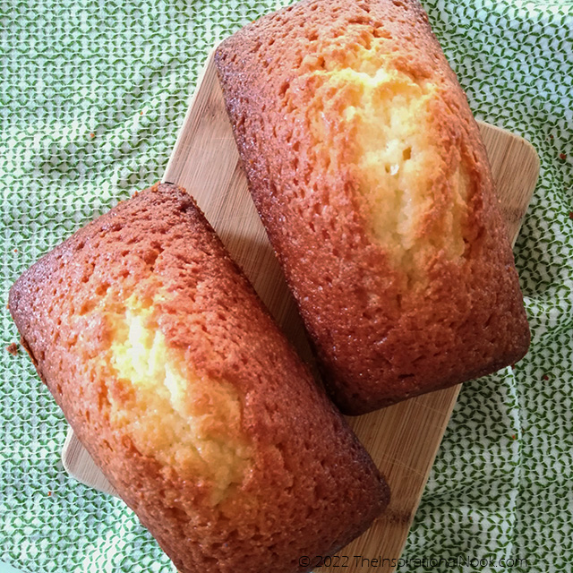 orange juice pound cake, mini pound cake loaves, mini pound cake pans, individual pound cakes, pound cake mini, mini orange pound cake loaves