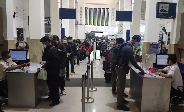 Libur Nataru, Stasiun Yogyakarta dan Solo Balapan Layani Tes PCR Seharga Rp 195 Ribu