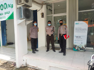 Patroli Polsek Kadipaten Sambangi Perbankan Beri Imbauan Kamtibmas dan Prokes Ke Satpam