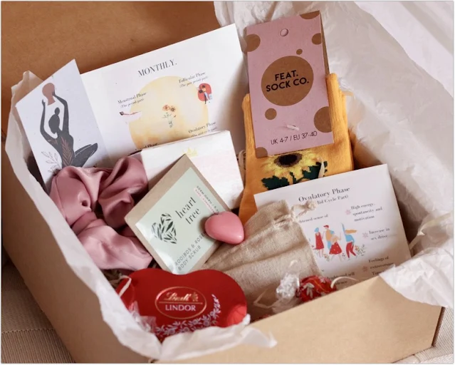 Monthly Organic Feminine Products Subscription Box