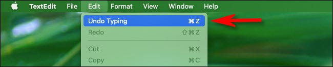 للتراجع على جهاز Mac ، حدد تحرير> تراجع في شريط القائمة.