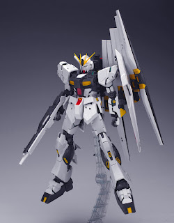 MG 1/100 RX-93 ν Gundam, Bandai