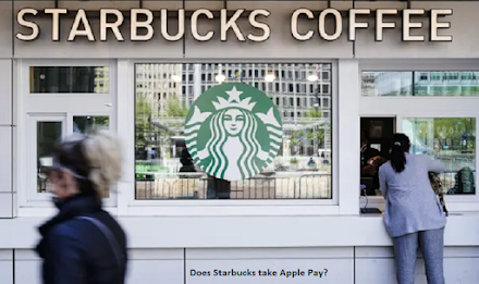 Does Starbucks take Apple Pay?