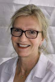 Elizabeth Strout Net Worth, Income, Salary, Earnings, Biography, How much money make?