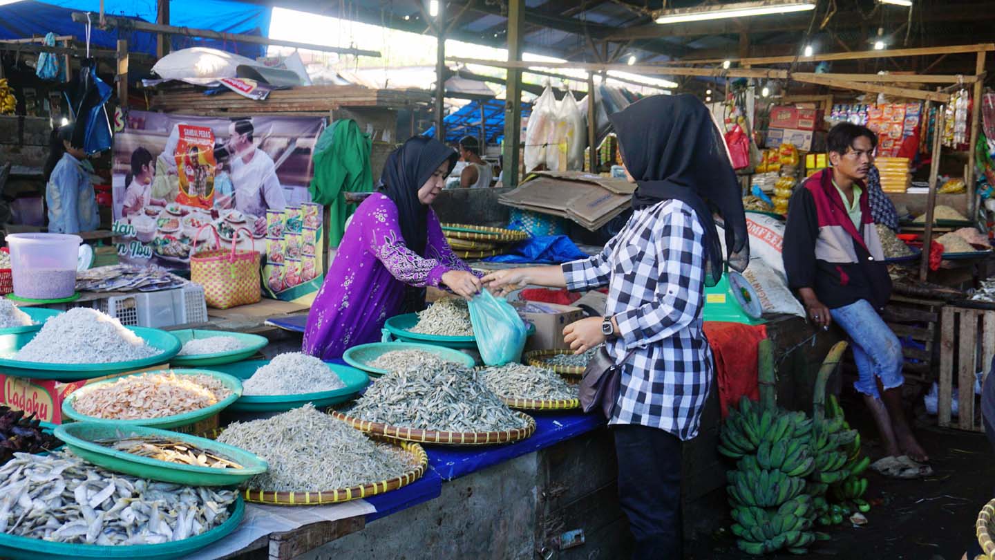 Pasar Simpang Limun Medan