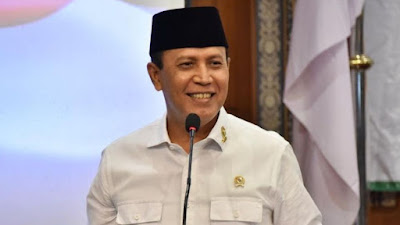 Tokoh Nasional Asal Sumbar “Boy Rafli” Terima Anugerah Bintang Mahaputera Pratama dari Presiden Jokowi