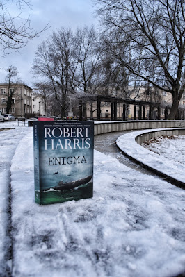 Robert Harris, "Enigma"