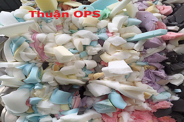 mã HS Code Mút xốp vụn Polyurethane foam scrap