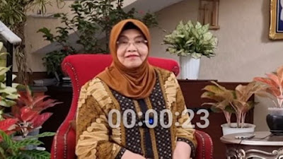 Omicron Mengganas, Siti Fadilah: Varian Omicron Cukup Dilawan dengan Obat, Tanpa Perlu Vaksin
