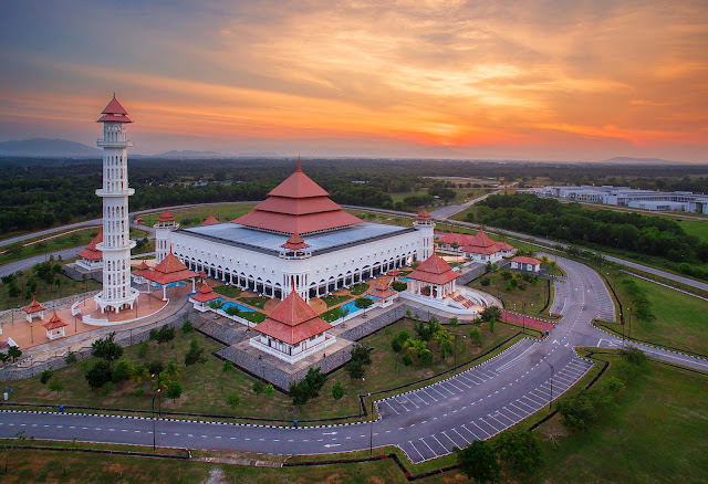 Singgah di Masjid Taman Ilmu Besut, Terengganu