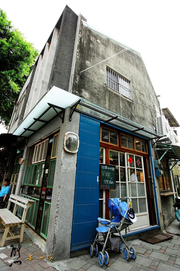 台南老屋欣力巷弄食旅｜寮國咖啡~巷子裡的美食景點