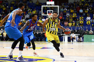 Fenerbahçe Beko, Turkish Airlines EuroLeague’de çift maç haftasına FC Barcelona ile giriş yaptı.