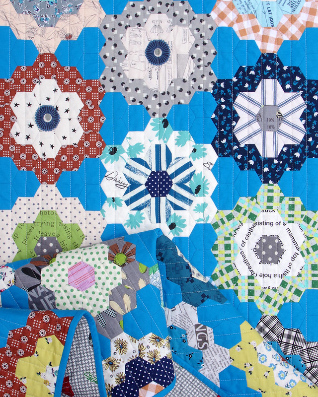 Modern Hexagon Quilt © Red Pepper Quilts 2021