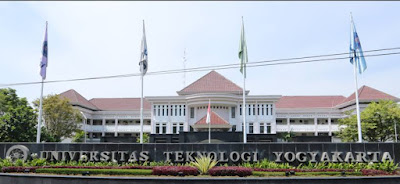 Universitas Teknologi Yogyakarta (UTY)
