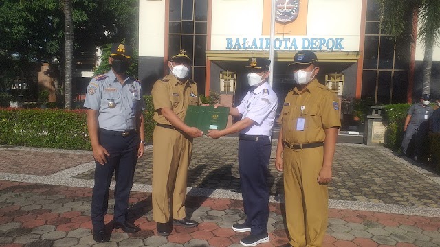 Pemkot Depok Serahkan Sertifikat Tanah Terminal Jatijajar Kepada Kemenhub