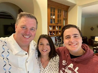 Patty Gardell with her husband Billy Gardell & their son