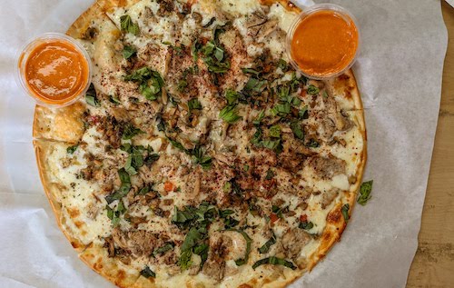 Chicken shawarma pizza