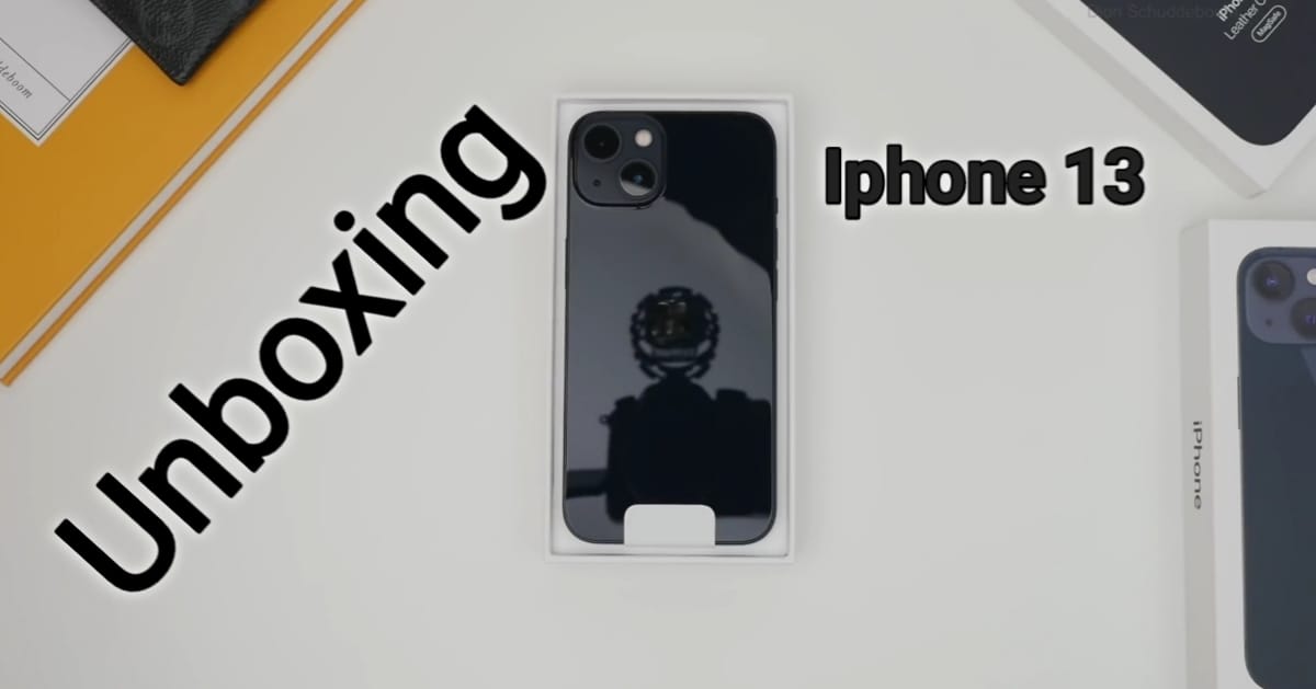 iPhone 13 Midnight: Unboxing and Impressions - what does the iPhone 13 look like?