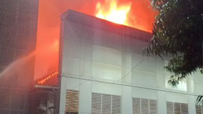 Diduga Korsleting Listrik, RSUP Kariadi Semarang Terbakar