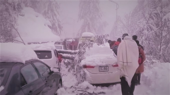 21 dead after heavy snow trapped vehicles in Pakistan