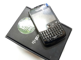 Blackberry Apollo 9360 New Garansi TAM Sisa Stok
