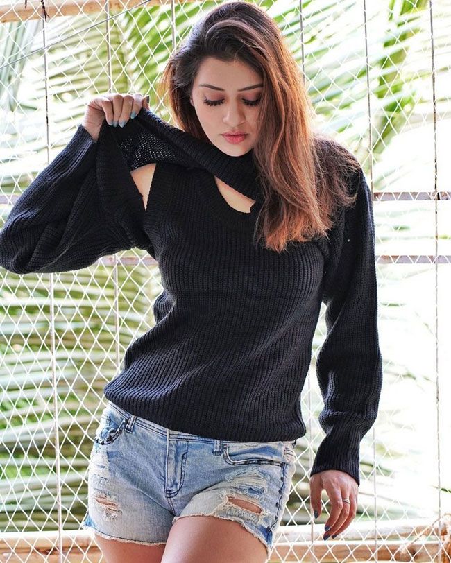 Pic Talk: Payal Rajput latest Pictures